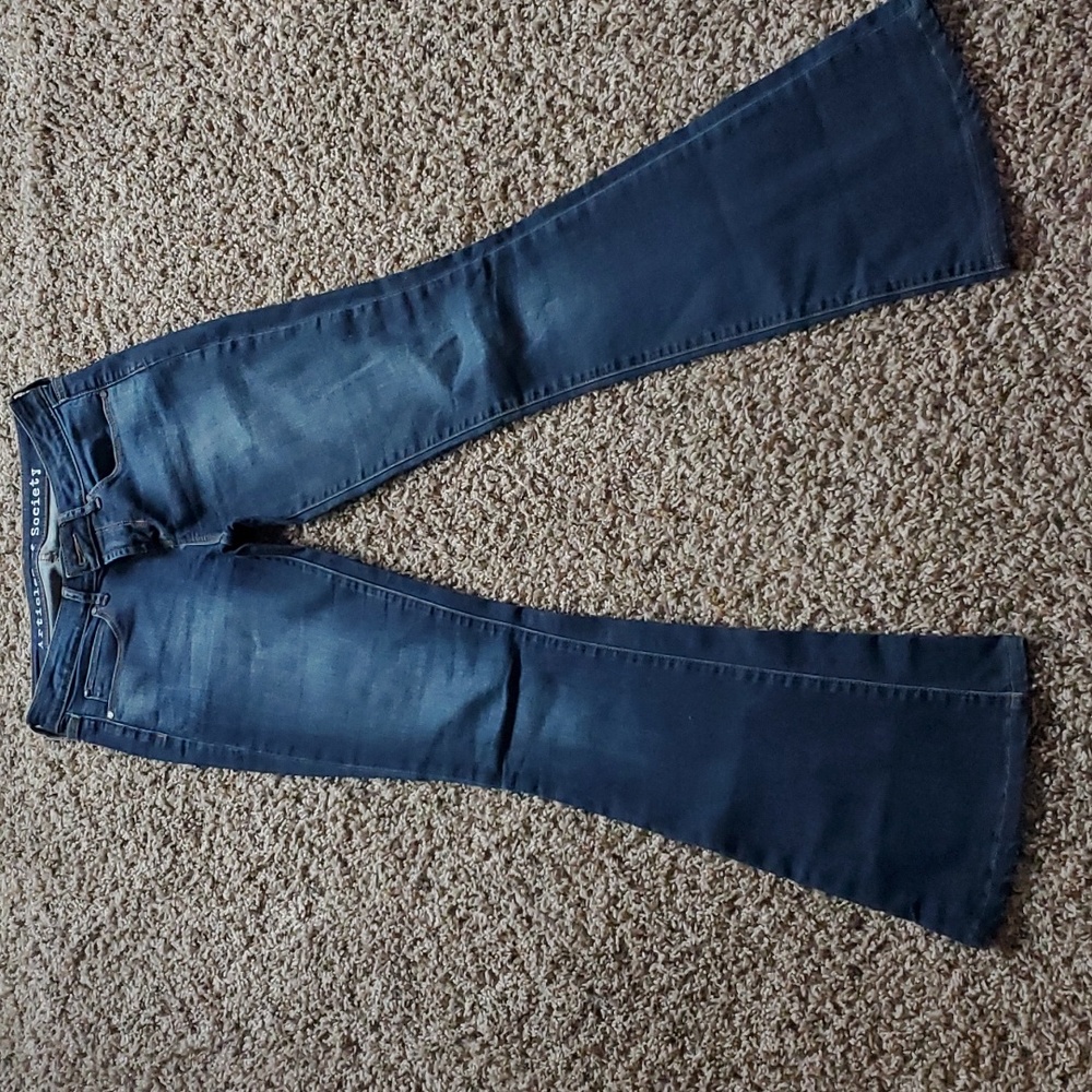 Flared jeans